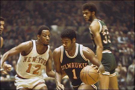 把球队从舆 把球队从舆